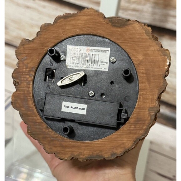 Fontanini Giftware Musical Glitterdome Plays Silent Night Christmas Nativity - Picture 10 of 13